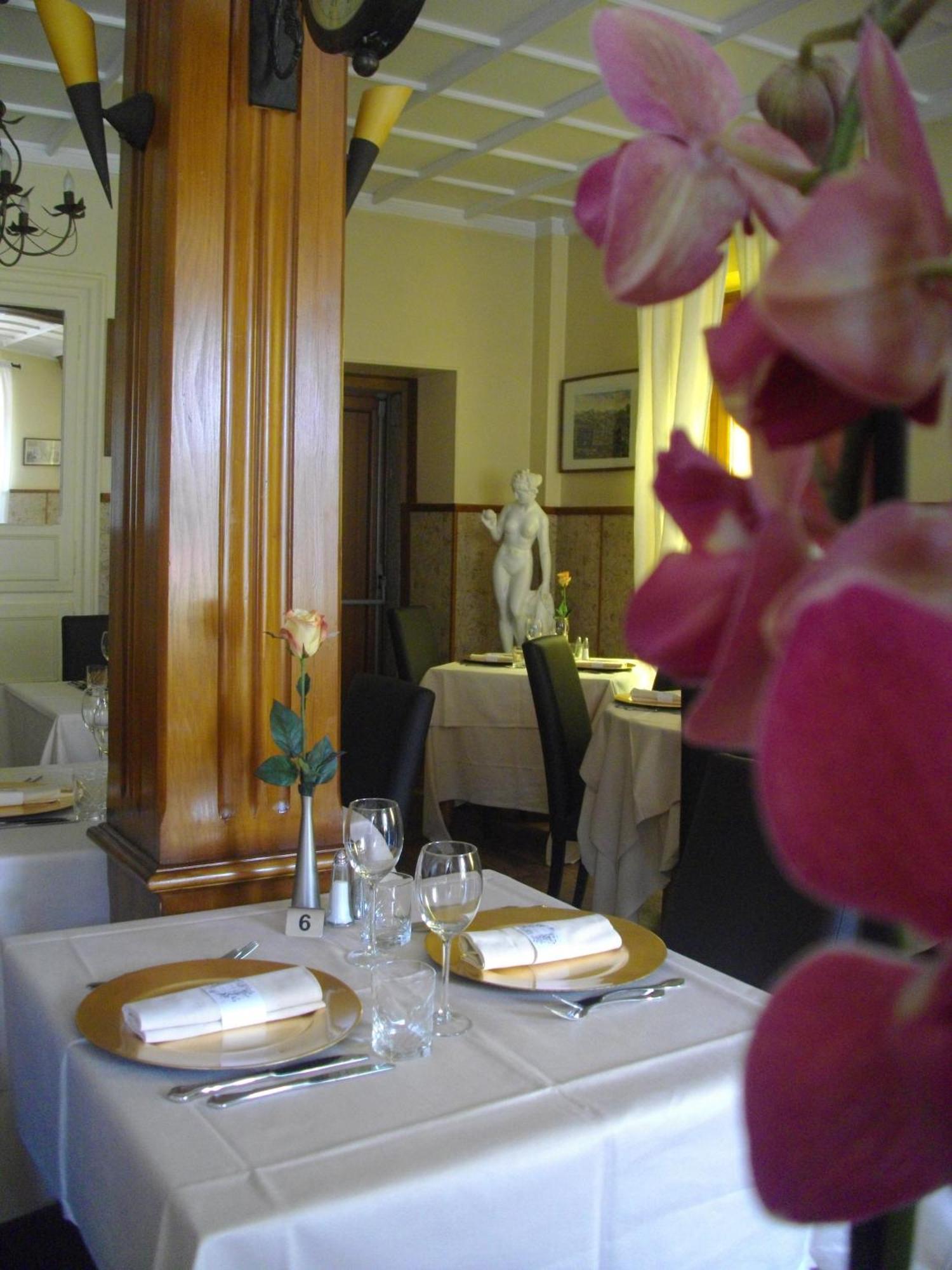 Logis Hotel Restaurant La Tete Des Faux 르본옴므 외부 사진