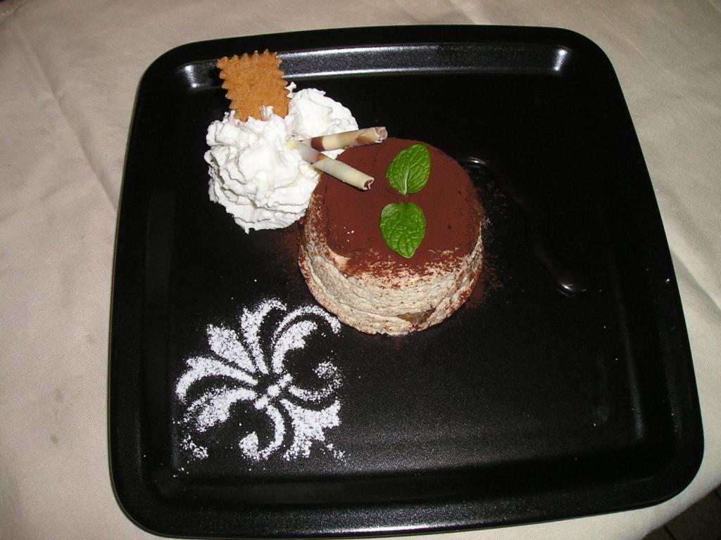 Logis Hotel Restaurant La Tete Des Faux 르본옴므 외부 사진