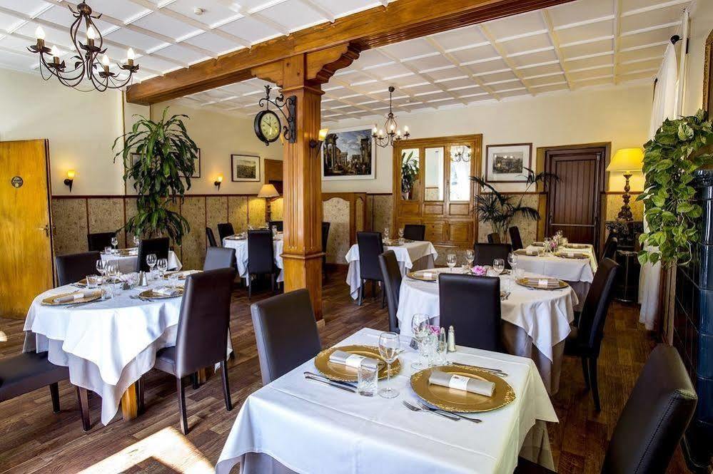 Logis Hotel Restaurant La Tete Des Faux 르본옴므 외부 사진